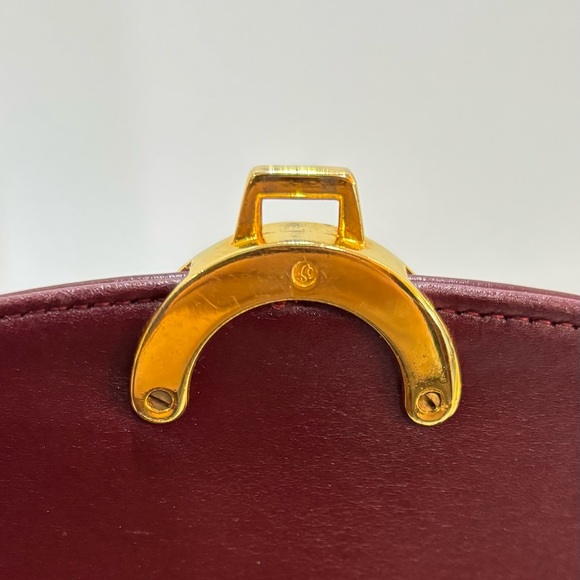 Vintage Dior Bordeaux Leather Purse with Two-Tone Logo Closure & Removable Strap - Picture 9 of 10